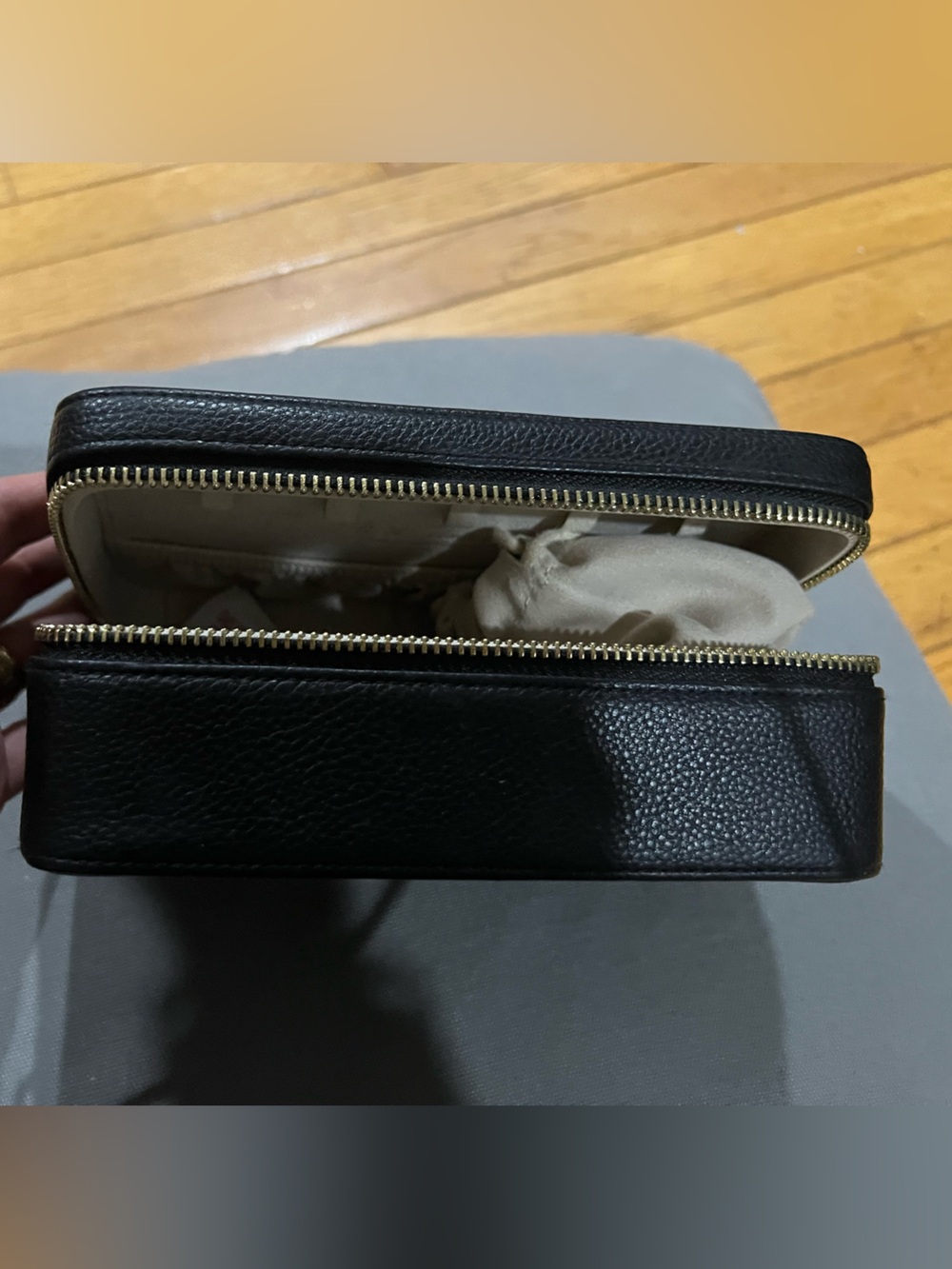 R.H. Macy & Co. Men's Travel Jewelry Case black faux black - Picture 4 of 6
